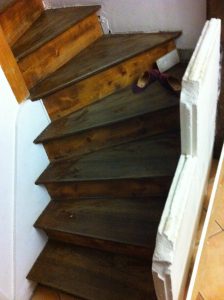 escalier-bois-2-travaux-creation-avant-coffrage-texas-batiment-min
