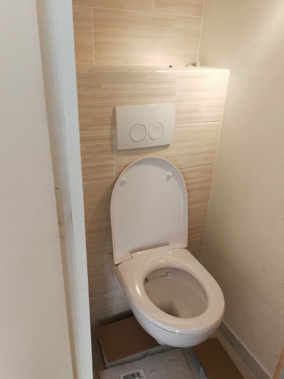 maghawry_renovation_travaux_2018_peinture_murs_wc_cuisine_escalier_toilette_carrelage_faux_plafond_cloisons_bandes_enduit_cheminee_toilette2-min