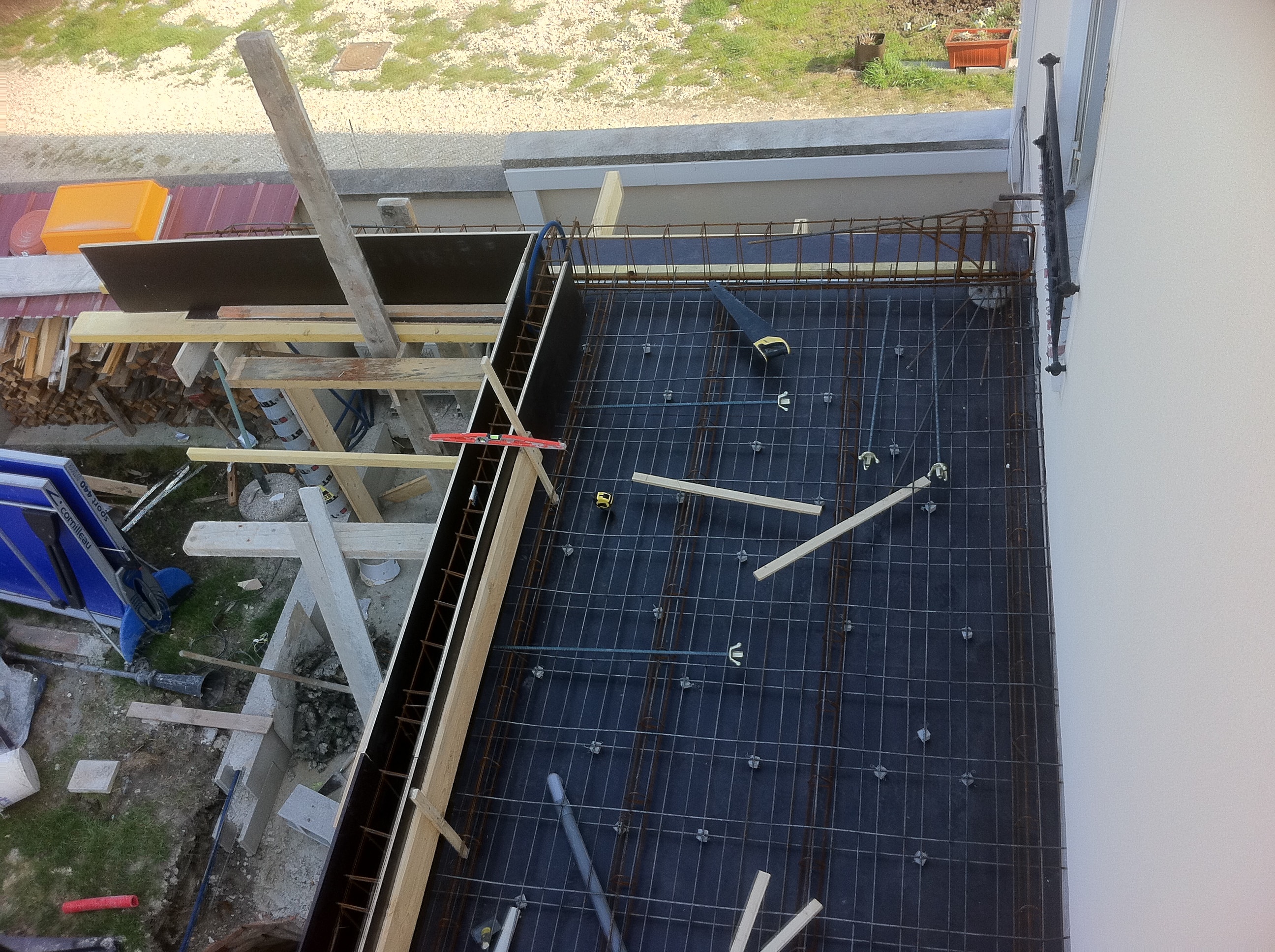 travaux-creation-terrasse-2-agrandissement-balcon-pendant-texas-batiment-min