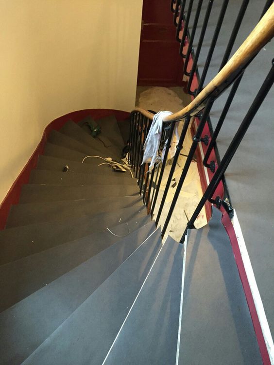 travaux-renovation-13-escalier-bois-peinture-immeuble-texas-batiment-min
